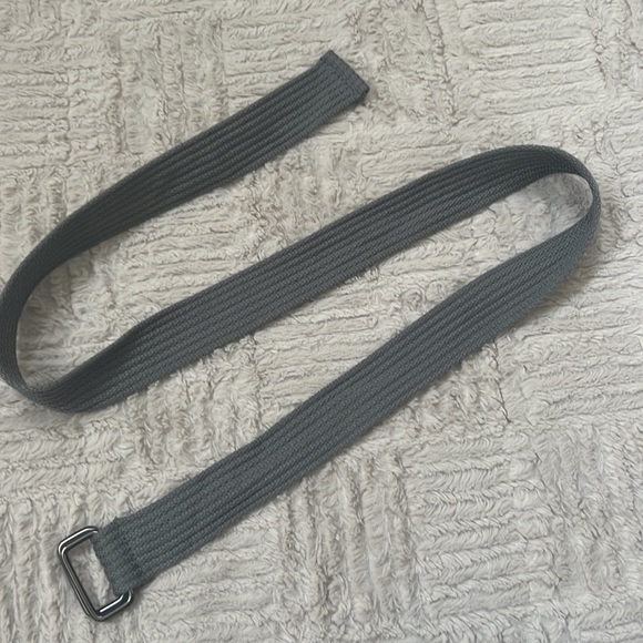 Grey canvas belt Size Small/Med See pics for measurements - 31”-34" Waist, New - Picture 2 of 16